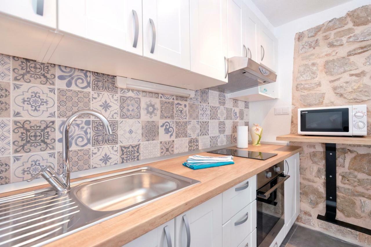 Villa Riva Jelsa  Ngoại thất bức ảnh