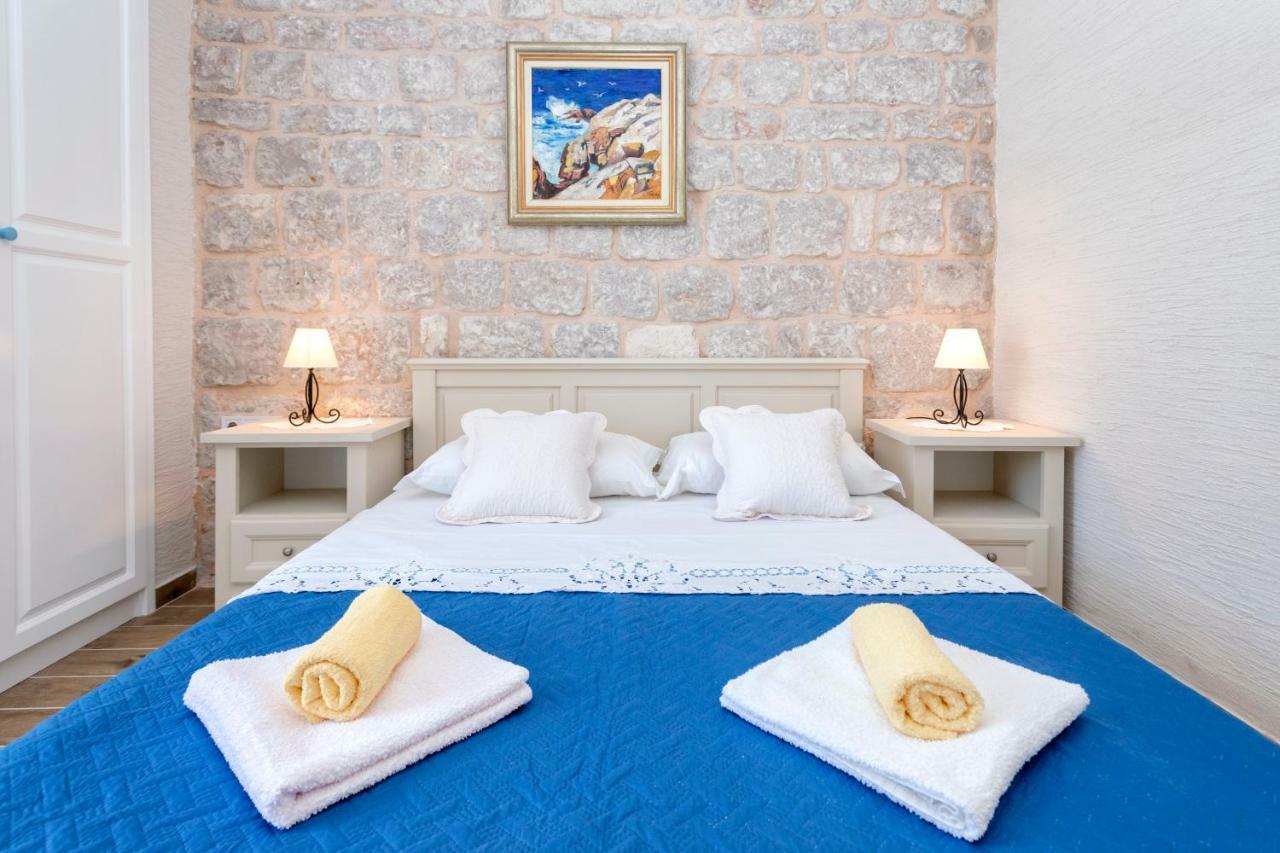 Villa Riva Jelsa  Ngoại thất bức ảnh