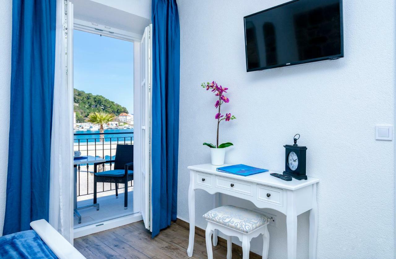 Villa Riva Jelsa  Ngoại thất bức ảnh